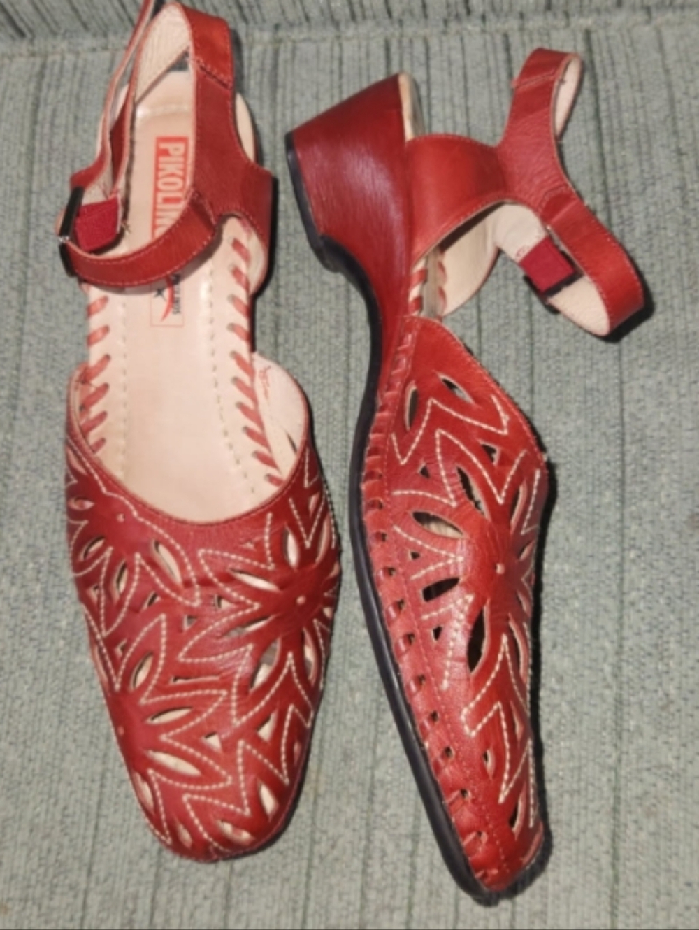 Pikolinos Romana Leather Sandals